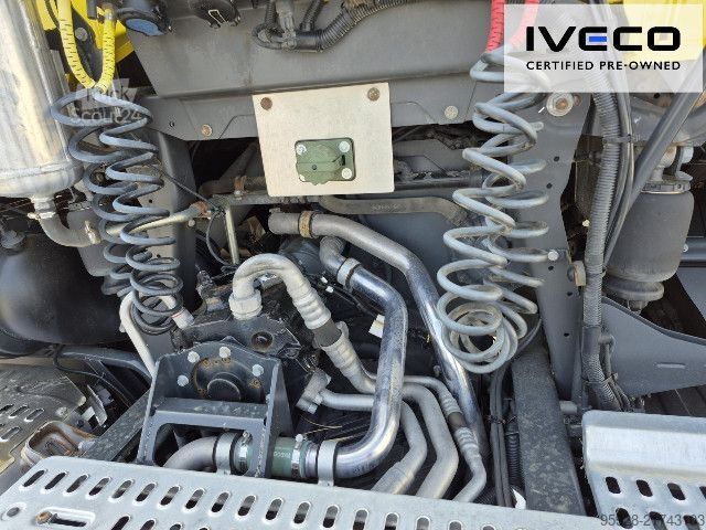 Standard tractor unit IVECO AS440X53T/P HR ON+, Hi-Traction, ACC
