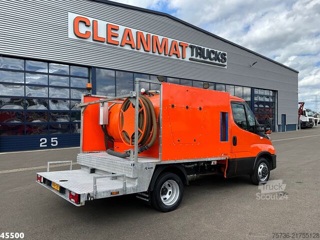 Veículo de aspiração Iveco Daily 35C14 Euro 6 ROM Toilet servicewagen