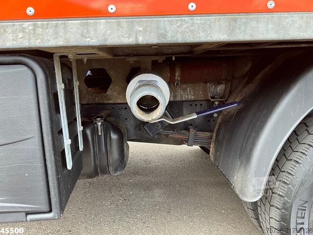 Veículo de aspiração Iveco Daily 35C14 Euro 6 ROM Toilet servicewagen