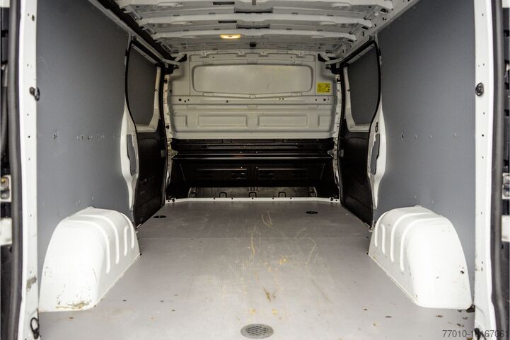 Tovornjak z zabojnikom Renault Trafic 2.0 dCi L2H1 146 PK Automaat Schuifdeur ...