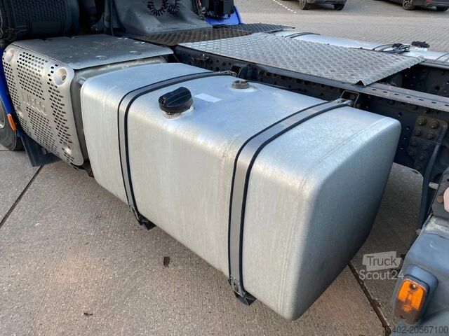 Standaard-SZM Iveco Stralis 460 / 2x Tank / Automatic