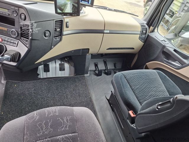 Камион със сменяема надстройка MERCEDES-BENZ 2540 L Actros 6x2 Fahrschule 5-Sitzer Liftachse