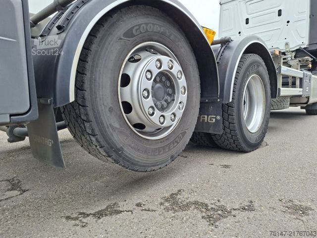 Камион със сменяема надстройка MERCEDES-BENZ 2540 L Actros 6x2 Fahrschule 5-Sitzer Liftachse