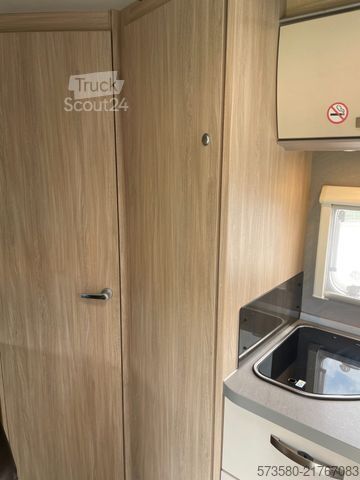 Autorulotă semi-integrată WEINSBERG Weinsberg CaraSuite 650MF