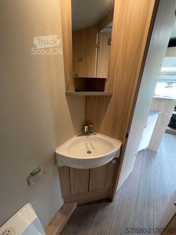 Autorulotă semi-integrată WEINSBERG Weinsberg CaraSuite 650MF