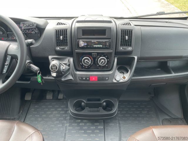 Autorulotă semi-integrată WEINSBERG Weinsberg CaraSuite 650MF