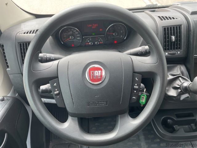 Autorulotă semi-integrată WEINSBERG Weinsberg CaraSuite 650MF