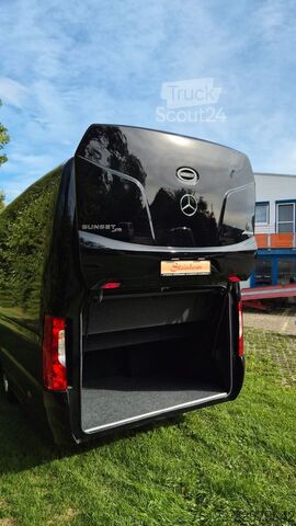 Minibuss MERCEDES-BENZ 519 Sunset S 4 Ferqui Lagerfahrzeug Stock