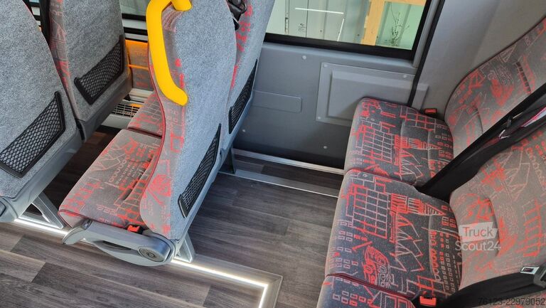 Minibuss MERCEDES-BENZ 30 Sitzer Schul- Transferbus 519 Lagerfahrzeug