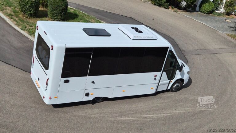 Minibuss MERCEDES-BENZ 30 Sitzer Schul- Transferbus 519 Lagerfahrzeug