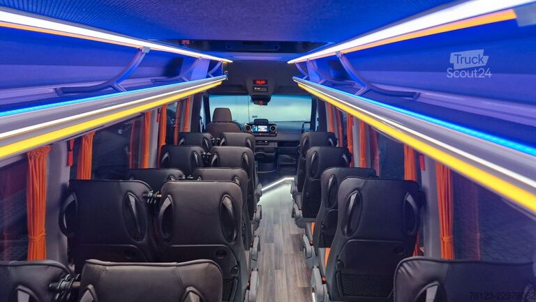 Minibuss MERCEDES-BENZ 519  Allrad 4 x 4  20 / 23 Sitzer schnelle Liefe