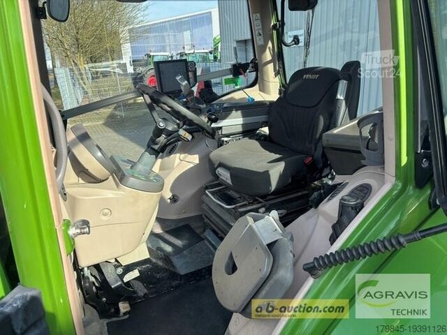 Traktor Fendt 828 VARIO S4 Profi Plus