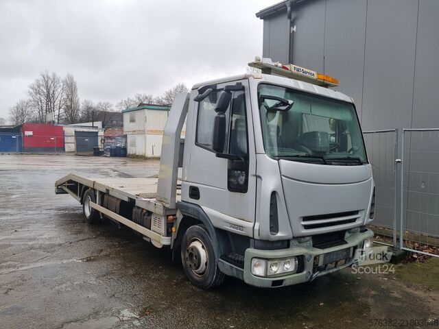 Evakuators Iveco Autotransporter Abschleppwagen
