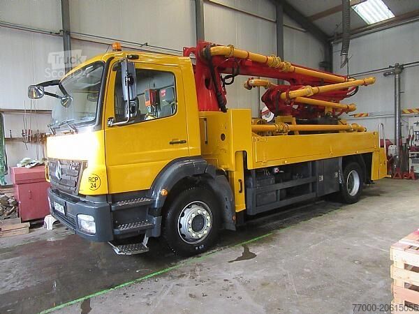 Betonpomp Mercedes-Benz AXOR 1829