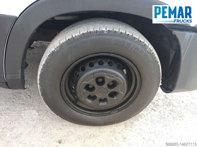 Carrinha IVECO DAILY 35S13 130 FURGONETA L2 H3