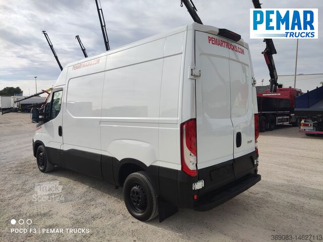 Carrinha IVECO DAILY 35S13 130 FURGONETA L2 H3