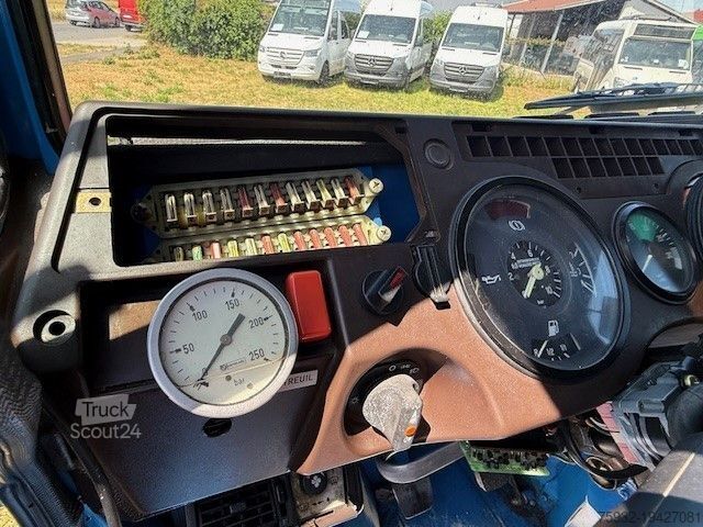 Autre MERCEDES-BENZ Unimog 417/20  U 1150 L  U 900 406 LBW Seilwinde