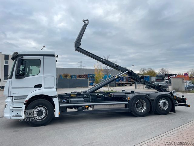 Camion benne à bras amovible MERCEDES-BENZ Actros 2546 Meiller RS 21.70 -MIETE-