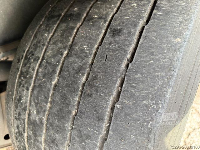 Atvira puspriekabė su tentu KÖGEL 3Achs MEGA Staplerhalter Liftachse SAF TÜV02/26