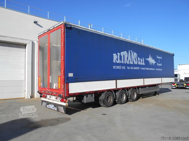 Aizkaru puspiekabe Kässbohrer MEGA