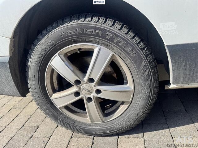 Camioneta familiar de techo alto Renault Trafic Van with 2 sets of tires