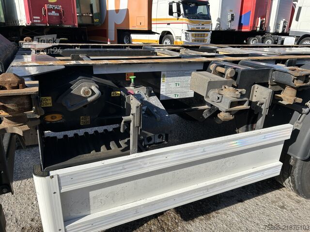 Containervervoer Renders Euro 800 / Multi Container Chassis / 20-30-40-4...