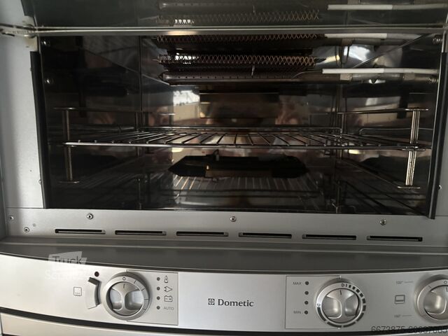 Integrirani avtodom Hymer B 655 SL Mercedes 3.0 V6 automático