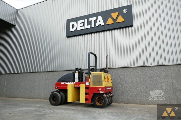 Padangų volas Dynapac CP142