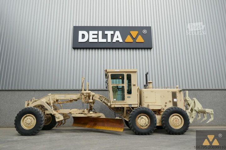 Greideris Caterpillar 130G Ex-army