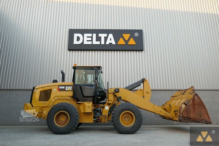 Riteņu iekrāvēji Caterpillar 930M