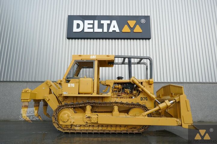 Dozers Caterpillar D7G Ex-army