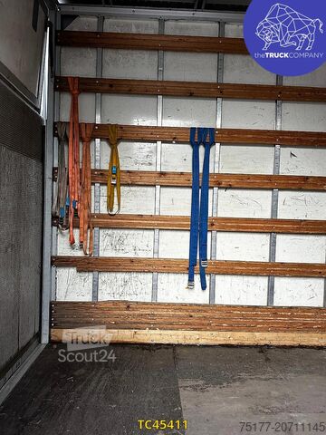 Valise Mercedes-Benz Sprinter 313 CDI BOX + LIFT