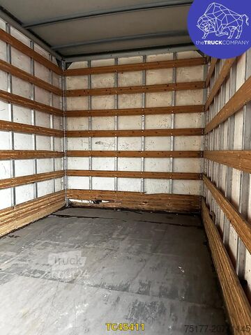 Valise Mercedes-Benz Sprinter 313 CDI BOX + LIFT