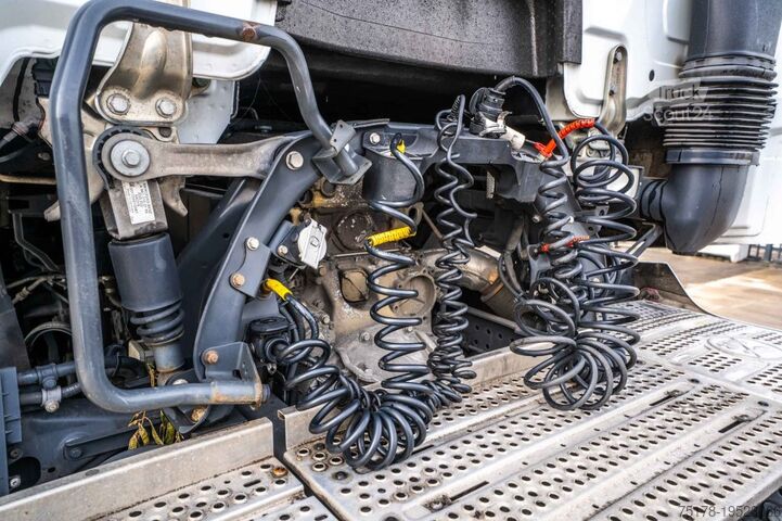 Standard-SZM MERCEDES ACTROS 1842 LS