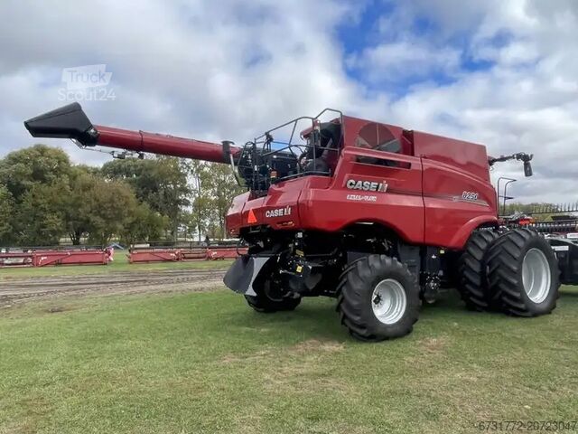 Harvesteris CASE IH 8250