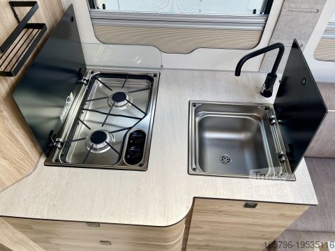 Halvintegrerad husbil Eura Mobil Profila T 720 EF Mondial Edition Edition 101  Preisvorteil!!!