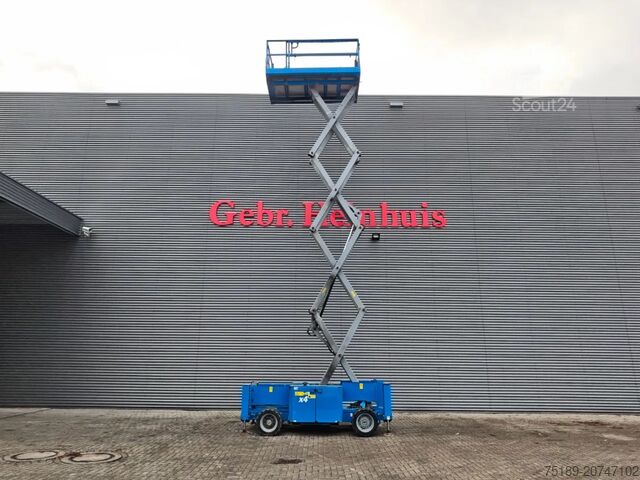 Škarjasto dvigalo Genie GS 3369 4x4