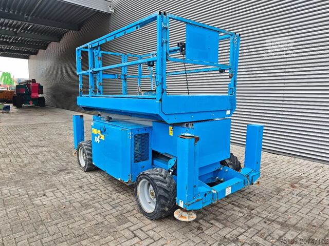 Škarjasto dvigalo Genie GS 3369 4x4