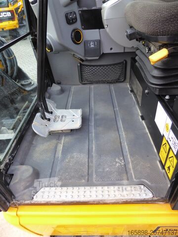 Mini bager JCB 56Z-2 PRO mit Powertilt und Löffelpaket