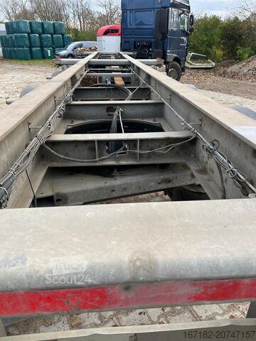 Container chassis 2x 20ft, 1x 40ft Tracon 