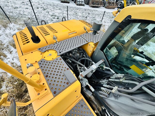 Kāpurķēžu ekskavators Volvo EC 180 C - 1. HAND