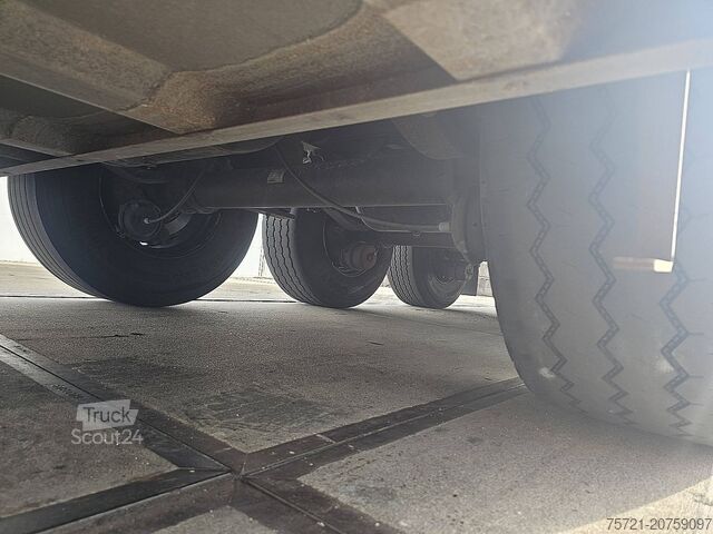 Koel-vriestransport SCHMITZ SKO 24 EURO MEATRAIL