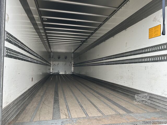 čemodāns Fruehauf FSR MD4 / Box / Loadlift 2000 kg / Lift axle