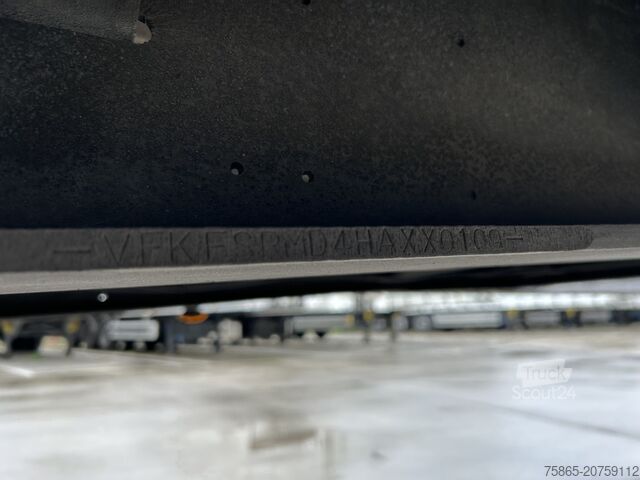 čemodāns Fruehauf FSR MD4 / Box / Loadlift 2000 kg / Lift axle