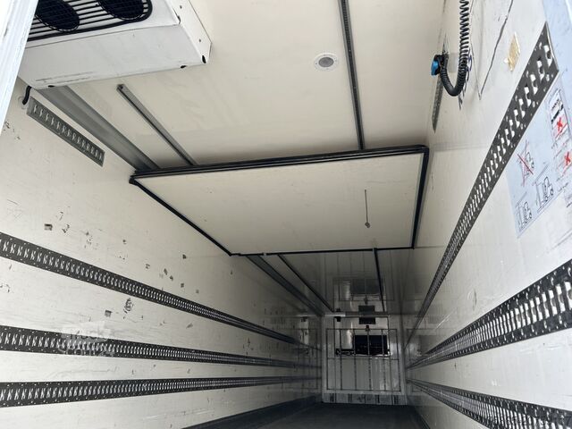 Prevoz v hladilniku/zamrznjenem stanju System Trailers - VeDeCar / Thermo King Koeler -29 gr / Duo Tem...