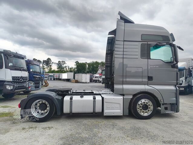 MAN TGX 18.510 Lowliner truck tractor MAN TGX 18.510 Lowliner