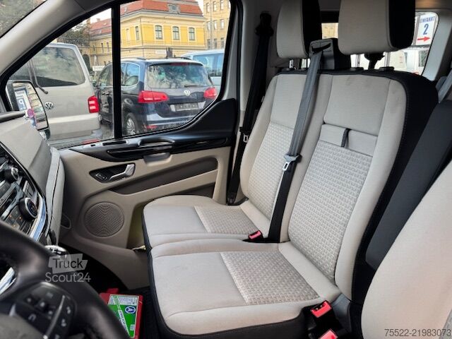 Minibüs Ford Tourneo Custom - 2 Schiebetüren
