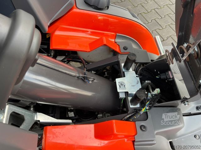Mowing machine Husquarna RC 320Ts AWD / Rasenmäher / nur 7,6h !