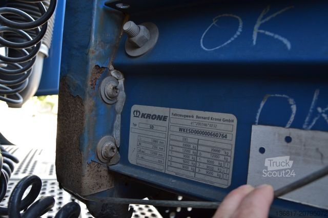 Atvira puspriekabė su tentu KRONE SD Mega Edscha