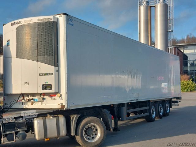 Kühlauflieger SCHMITZ CARGOBULL SKO24/L-13.4 FP 60- THERMO KING-Rohrbahnen